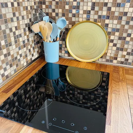 Jedrus - Caloroczne - Brazowy Vakantiehuis Idzikow